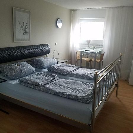 Rooming24, Kleine Pension Lubeck Bagian luar foto