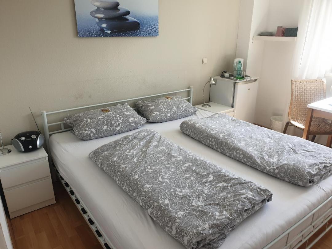 Rooming24, Kleine Pension Lubeck Bagian luar foto