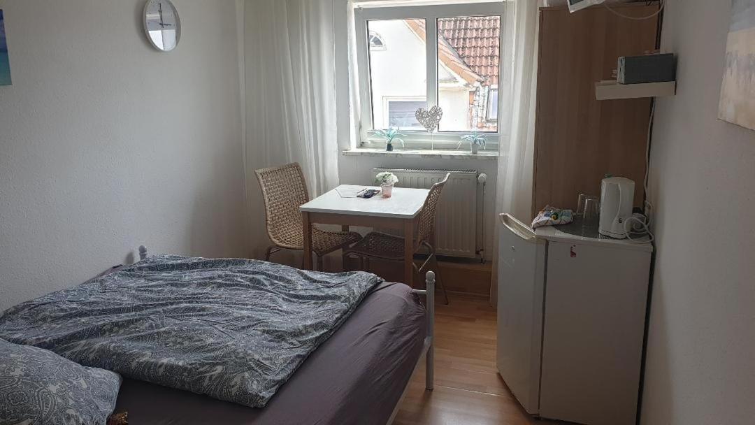 Rooming24, Kleine Pension Lubeck Bagian luar foto