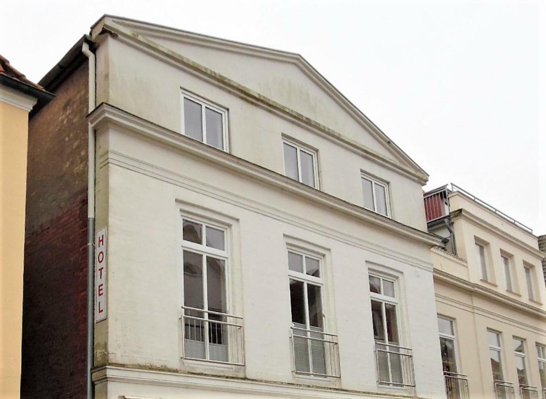 Rooming24, Kleine Pension Lubeck Bagian luar foto